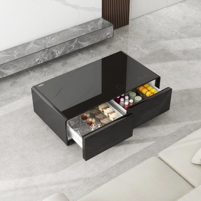 Postverpakking en slimme koffietafel. Perfecte aanvulling op je moderne luxe woonkamer.