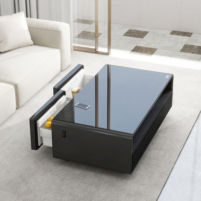 Postverpakking en slimme koffietafel. Perfecte aanvulling op je moderne luxe woonkamer.