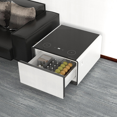 Compacte minibarkoelkast voor kleine ruimtes App-gecontroleerd en compact ontwerp