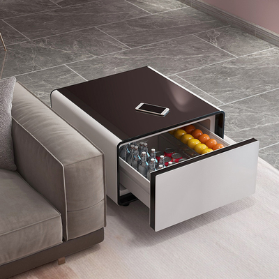 Compacte minibarkoelkast voor kleine ruimtes App-gecontroleerd en compact ontwerp