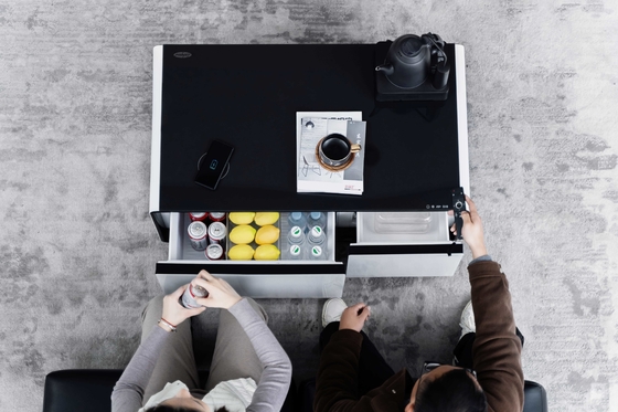 Stalen gehard glas Plastic TB90 Smart Coffee Table Draadloos opladen en USB-poorten